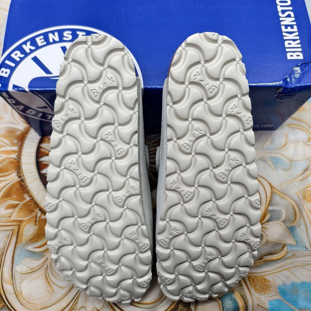 NWT Women's Birkenstock Boston Shoes in White Suede - Narrow Fit - Picture 3 of 5